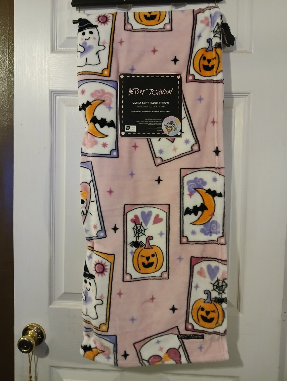 Betsey Johnson NWT Plush Throw Blanket- Tarot Cards